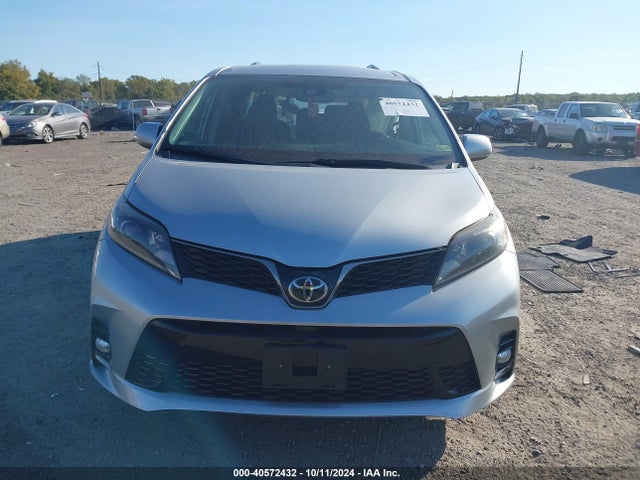 Toyota SIENNA SE 2020 5TDXZ3DC2LS054105 Image 12