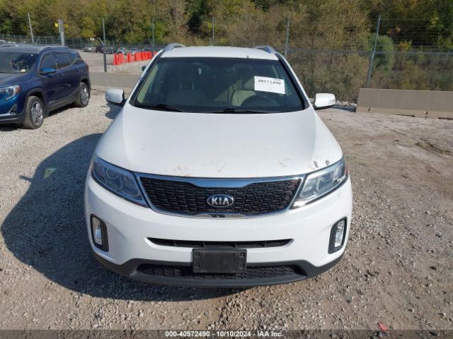 5XYKTCA69EG529811 KIA SORENTO LX