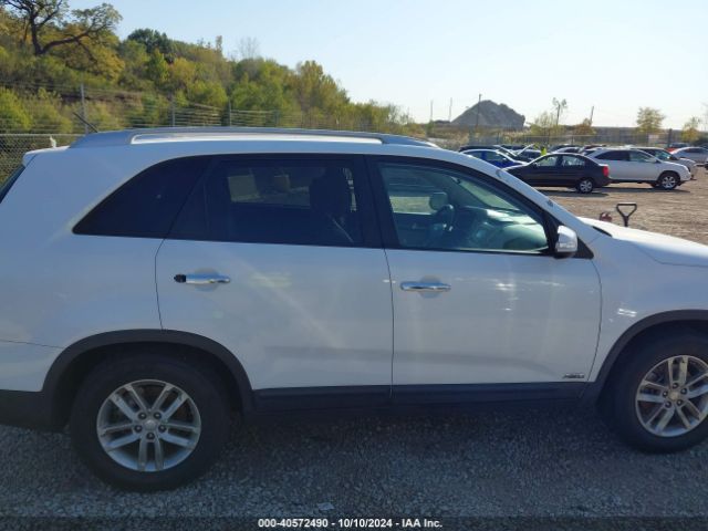 5XYKTCA69EG529811 KIA SORENTO LX