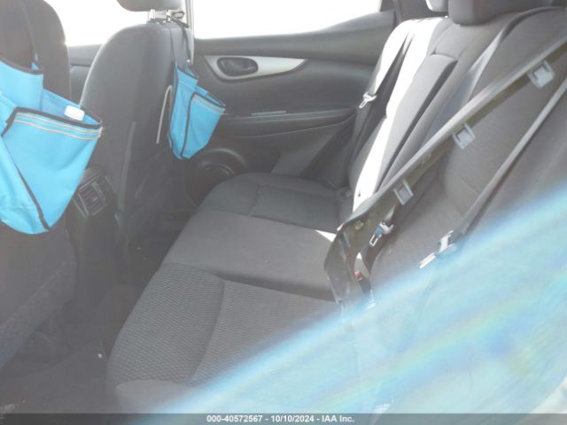 JN1BJ1CP4HW014015 Nissan Rogue Sport S