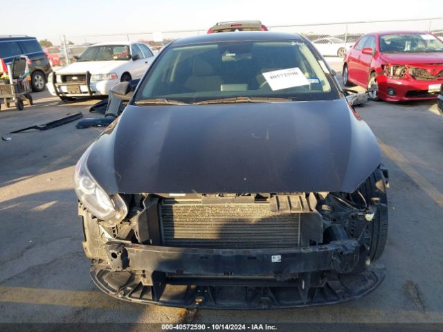 3KPF24ADXKE114885 KIA Forte Lxs