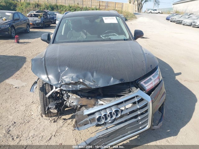 WA1CNAFY2J2207099 Audi Q5 2.0t Premium/2.0t Tech Premium