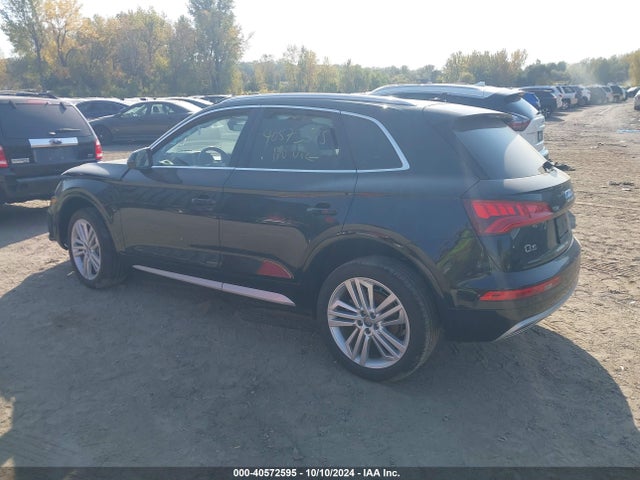 WA1CNAFY2J2207099 Audi Q5 2.0t Premium/2.0t Tech Premium