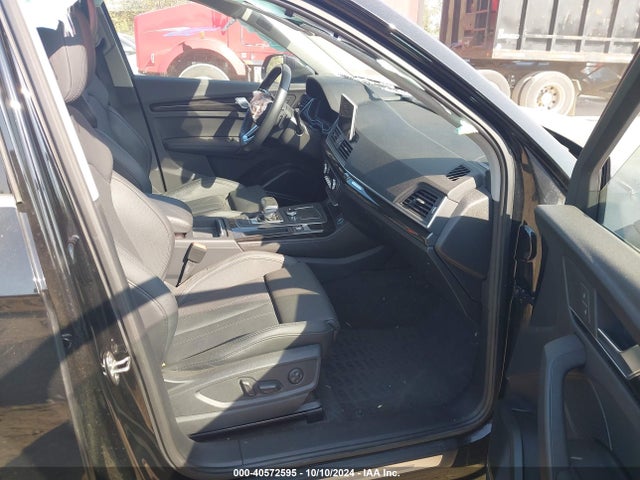 WA1CNAFY2J2207099 Audi Q5 2.0t Premium/2.0t Tech Premium