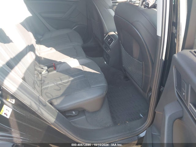 WA1CNAFY2J2207099 Audi Q5 2.0t Premium/2.0t Tech Premium