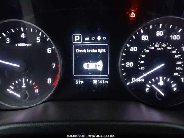 5NPD84LF1JH305092 Hyundai ELANTRA SEL