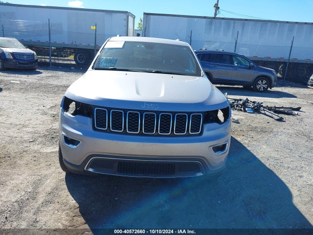 1C4RJFBG2JC509024 Jeep Grand Cherokee Limited 4x4