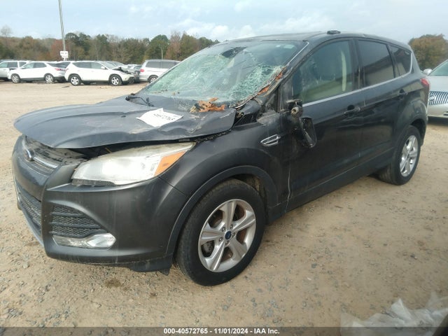 1FMCU0GX6GUA81315 Ford ESCAPE SE