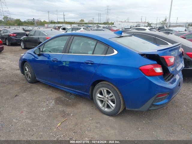 Chevrolet Cruze Lt Auto 2018 1G1BE5SM0J7191315 Image 3