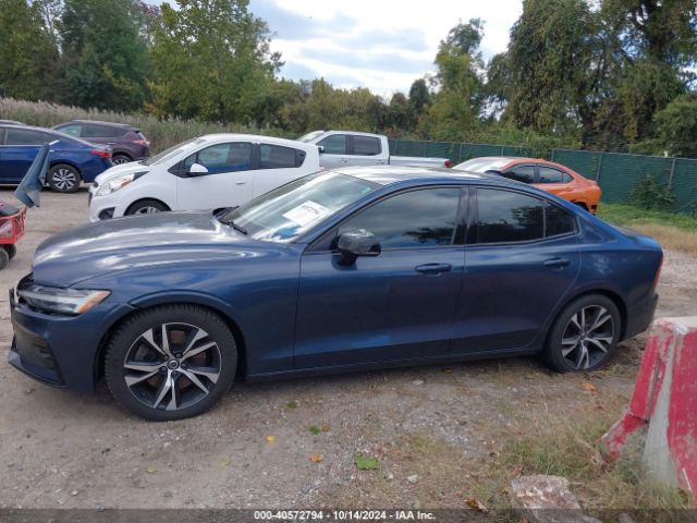 7JRA22TM6KG017793 Volvo S60 T6 R-design