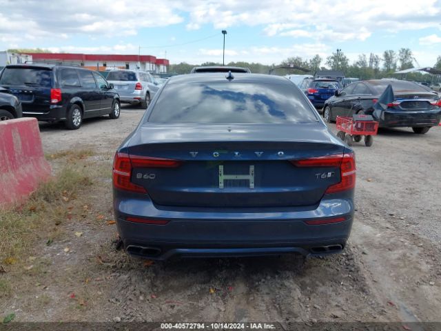 7JRA22TM6KG017793 Volvo S60 T6 R-design