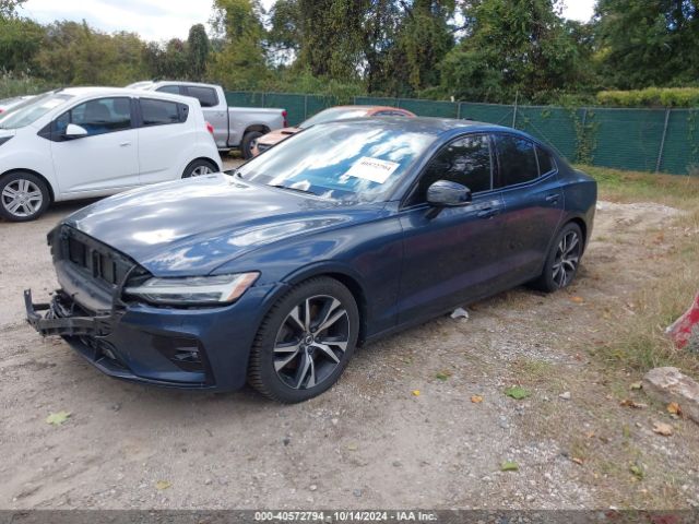 7JRA22TM6KG017793 Volvo S60 T6 R-design