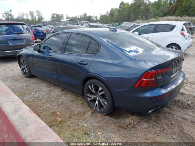 7JRA22TM6KG017793 Volvo S60 T6 R-design