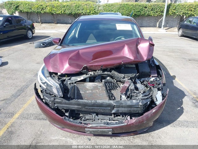 3KPFK4A7XJE265797 KIA FORTE LX