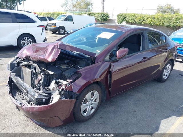 3KPFK4A7XJE265797 KIA FORTE LX