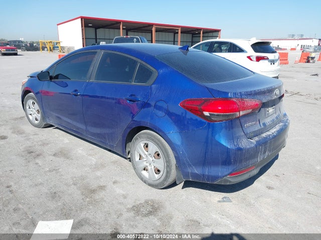 KIA FORTE LX 2017 3KPFK4A74HE086830 Image 3