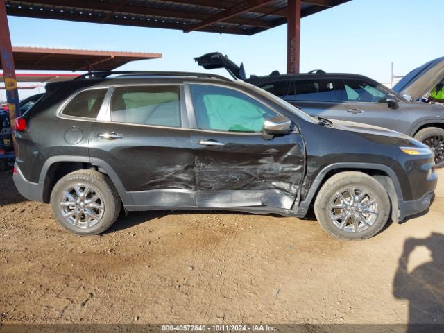 1C4PJLAB7GW272968 Jeep Cherokee Sport