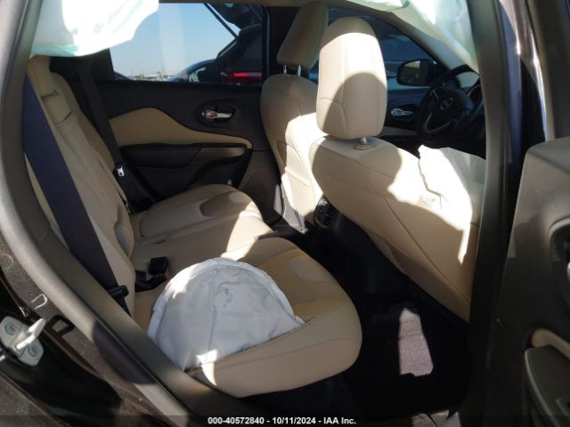 1C4PJLAB7GW272968 Jeep Cherokee Sport