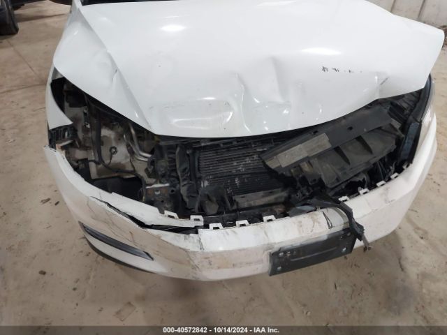 WVGBV7AX2FW609137 Volkswagen TIGUAN S