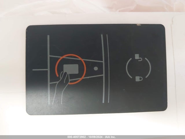 2023 TESLA MODEL 3 5YJ3E1EA9PF408515 Photo 10