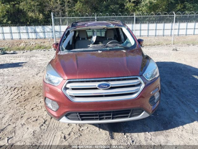 1FMCU9GD9JUA09199 Ford ESCAPE SE