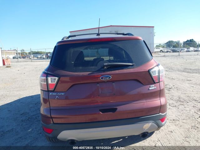 1FMCU9GD9JUA09199 Ford ESCAPE SE