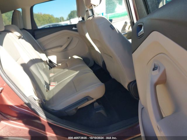 1FMCU9GD9JUA09199 Ford ESCAPE SE