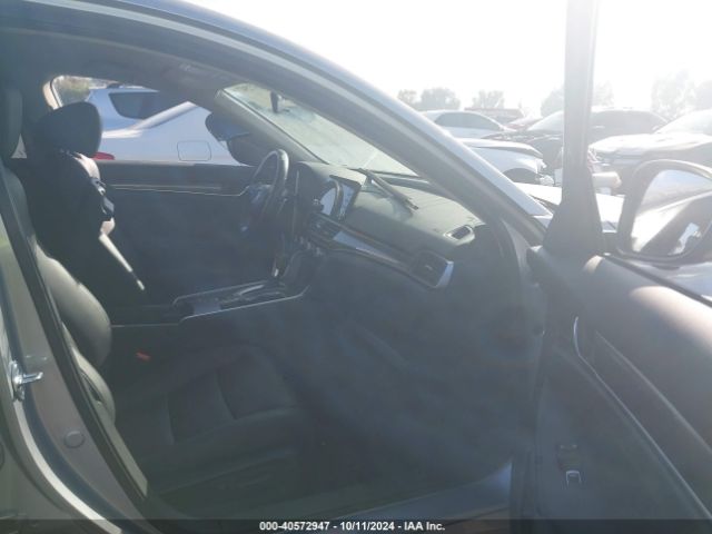 1HGCV1F45NA122385 Honda Accord Sport Special Edition