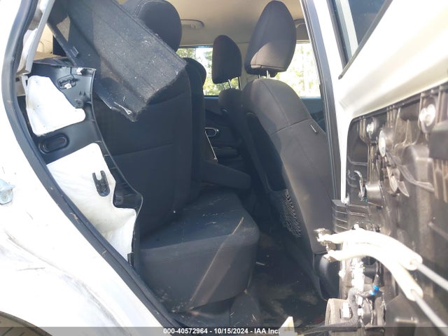 KIA Soul ! 2014 KNDJX3A51E7032918 Image 8
