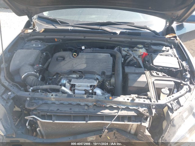 1G1ZD5ST5LF070703 Chevrolet Malibu Fwd Lt