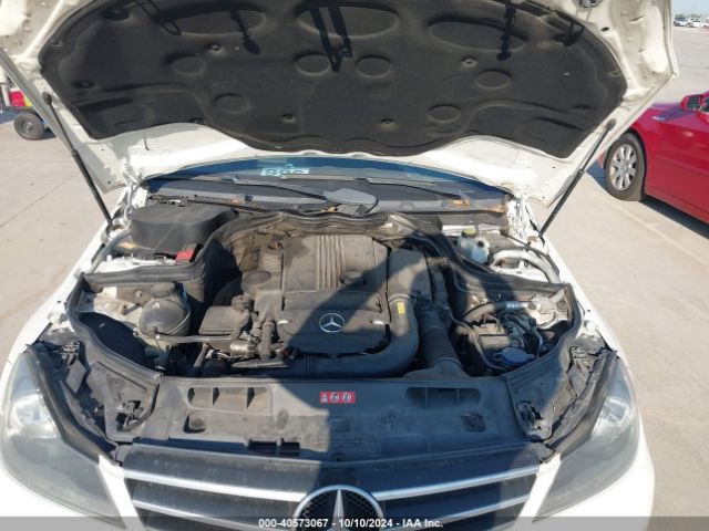 WDDGF4HBXEG224102 Mercedes-Benz C 250 Luxury/sport