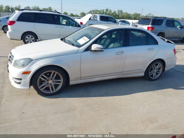 WDDGF4HBXEG224102 Mercedes-Benz C 250 Luxury/sport
