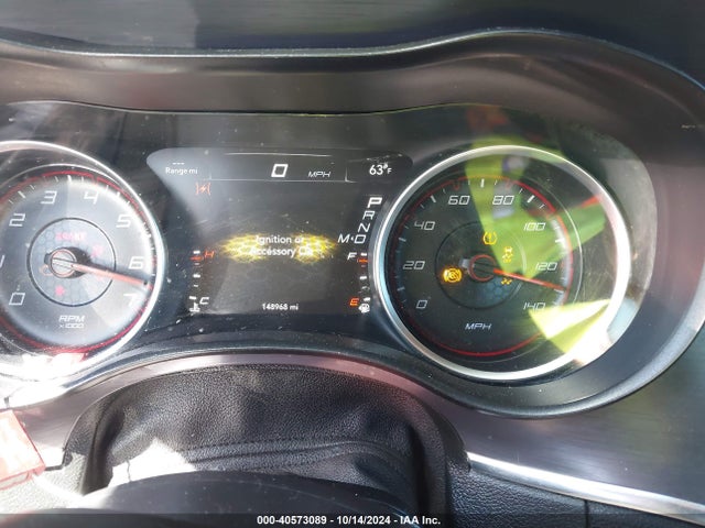 2C3CDXBG4FH840649 Dodge Charger Se