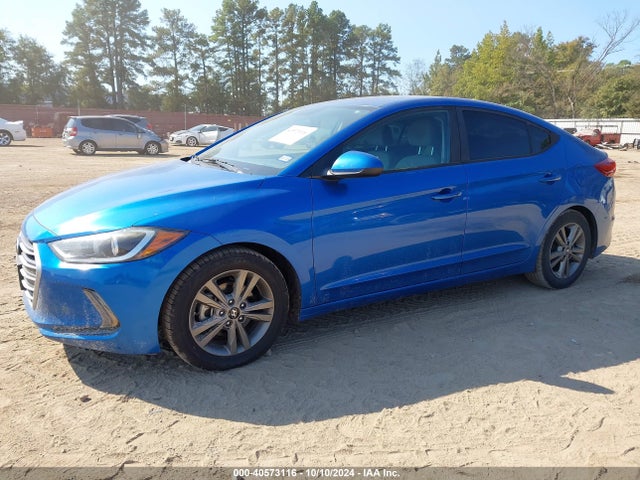Hyundai ELANTRA SE 2017 5NPD84LF6HH024450 Image 2