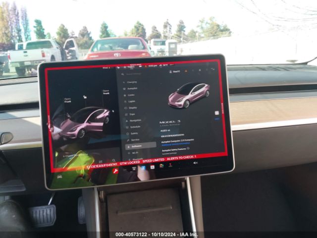 5YJ3E1EA9JF049741 Tesla MODEL 3
