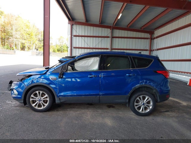 Ford ESCAPE SE 2019 1FMCU9GD7KUA09770 Image 15