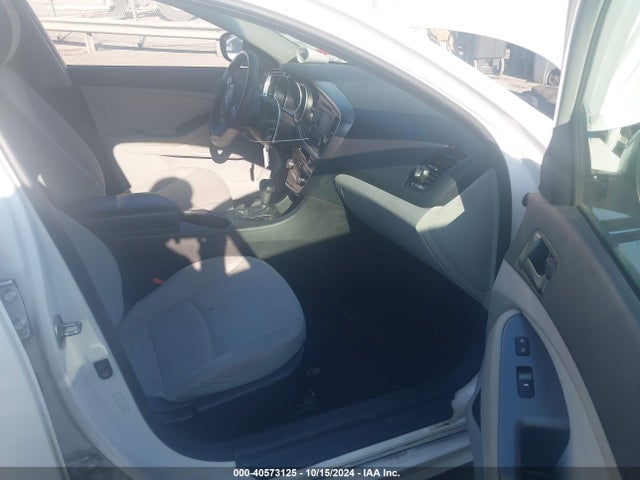 KIA Optima Lx 2014 KNAGM4A74E5466902 Image 5