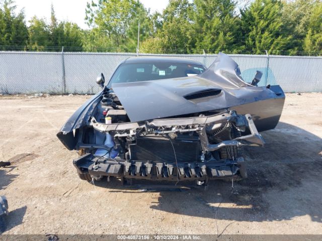 2C3CDZJG5NH233672 Dodge Challenger Gt