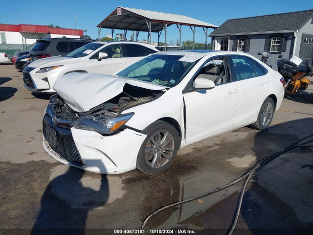 Toyota CAMRY SE 2017 4T1BF1FK3HU450473 Image 2