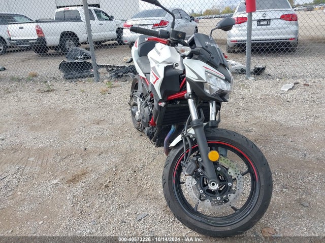 2022 Kawasaki Er650 K მანქანა იყიდება აუქციონზე, vin: ML5EREK15NDA58794, აუქციონის ნომერი: 40573226