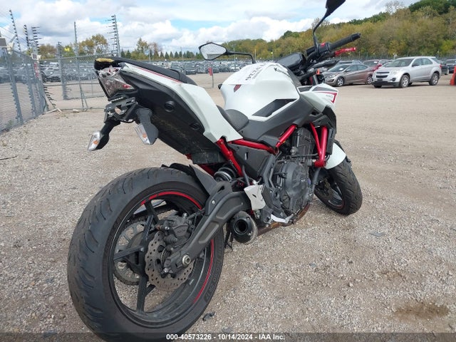 2022 Kawasaki Er650 K მანქანა იყიდება აუქციონზე, vin: ML5EREK15NDA58794, აუქციონის ნომერი: 40573226