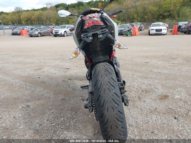 2022 Kawasaki Er650 K მანქანა იყიდება აუქციონზე, vin: ML5EREK15NDA58794, აუქციონის ნომერი: 40573226