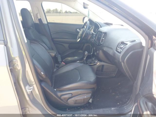 3C4NJDCB3LT161263 Jeep Compass Limited 4x4