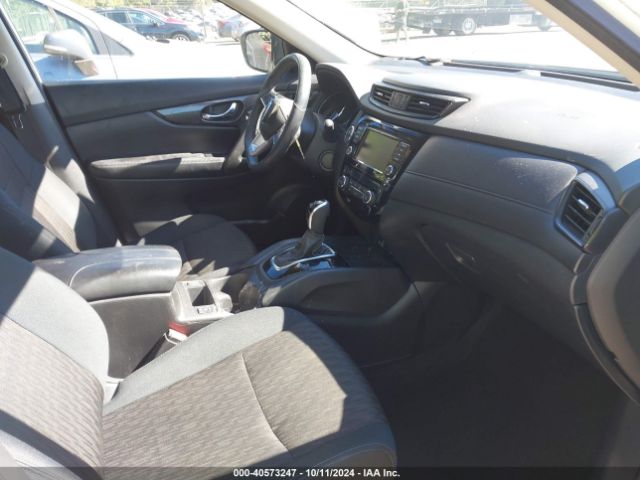 5N1AT2MV4JC732611 Nissan ROGUE SV