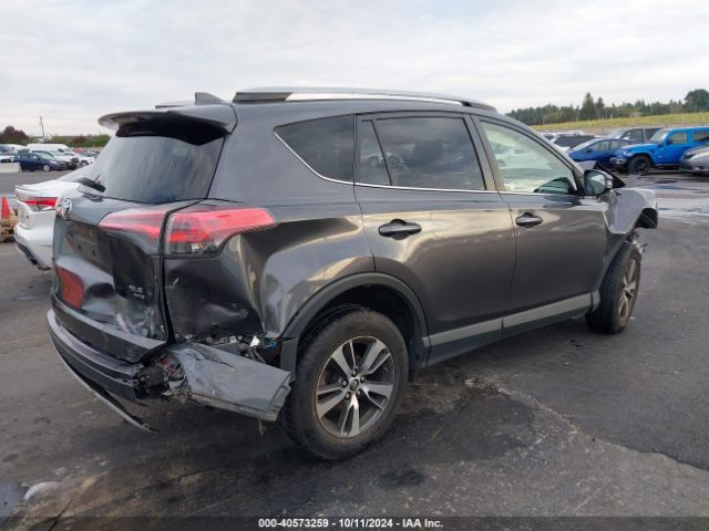 JTMRFREV8JJ214826 Toyota Rav4 Adventure/xle