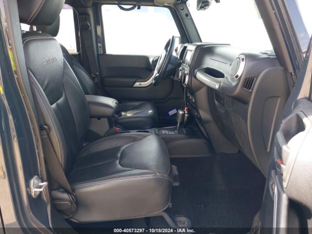 1C4BJWEG3GL263154 Jeep Wrangler Unlimited Sahara