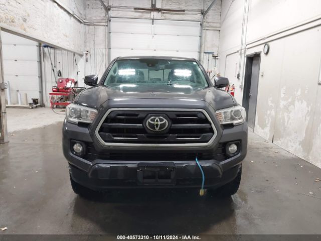 3TMCZ5ANXJM184811 Toyota Tacoma Sr5 V6