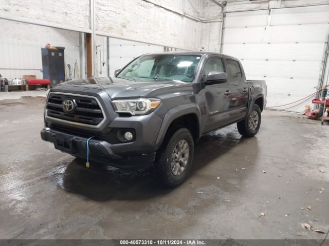 3TMCZ5ANXJM184811 Toyota Tacoma Sr5 V6