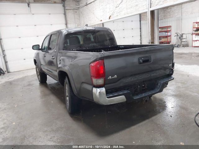 3TMCZ5ANXJM184811 Toyota Tacoma Sr5 V6