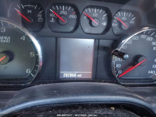 1GCVKNEH9JZ154814 Chevrolet Silverado 1500 Wt